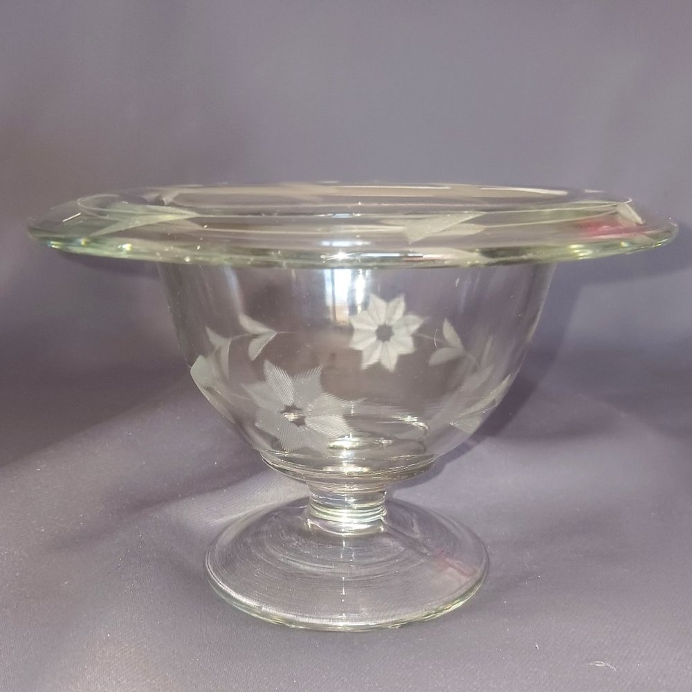 Vintage Etched Glass Pedestal Bowl/Dish Leaves and Flowers